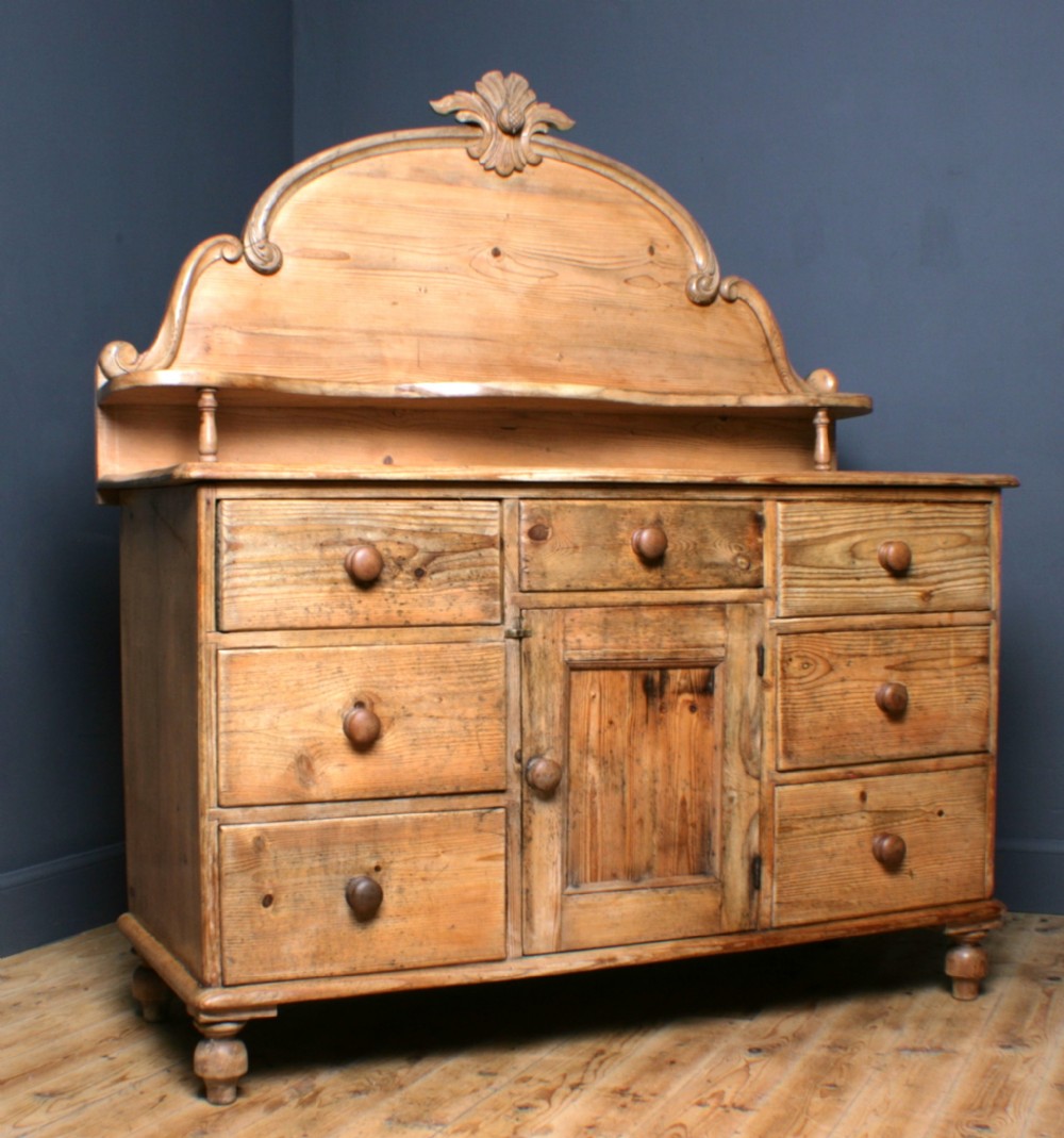 Attractive Large Antique Victorian Pine Kitchen Dresser 643577