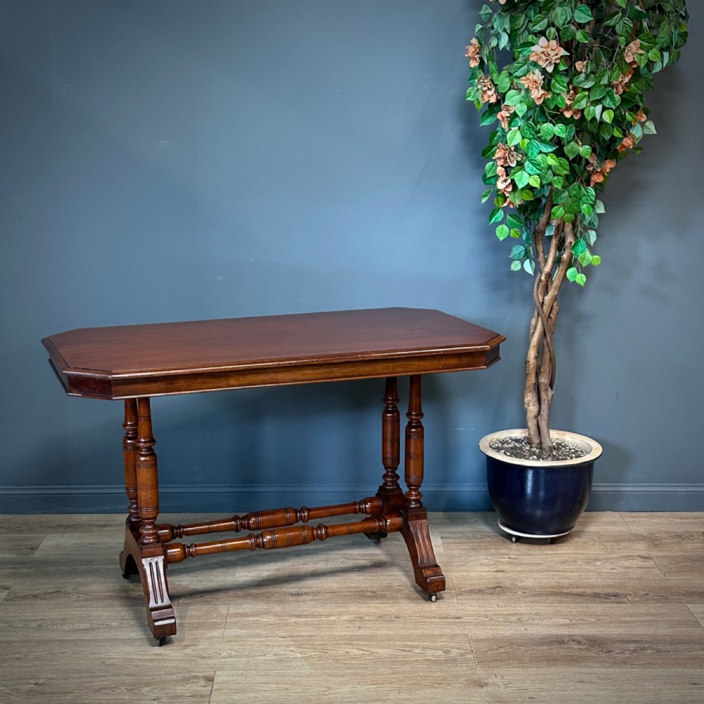 attractive large antique victorian mahogany centre table